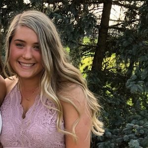 Meet your Posher, Lizzie